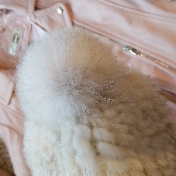 NWOT Genuine Rabbits Fur Toque w Pompom - Picture 3 of 4